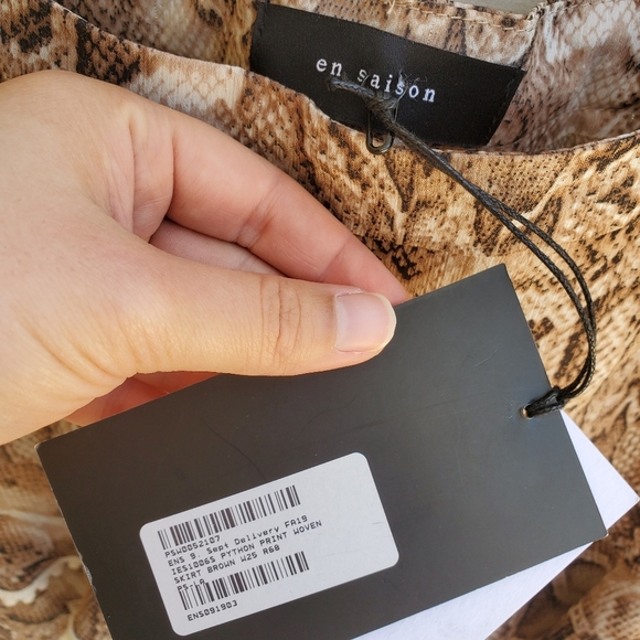 NWT En Saison Python Print Ruffle Mini Skirt - Picture 4 of 5